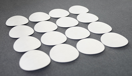 絕緣紙切割機：無毛邊、不變色的精密加工新方案